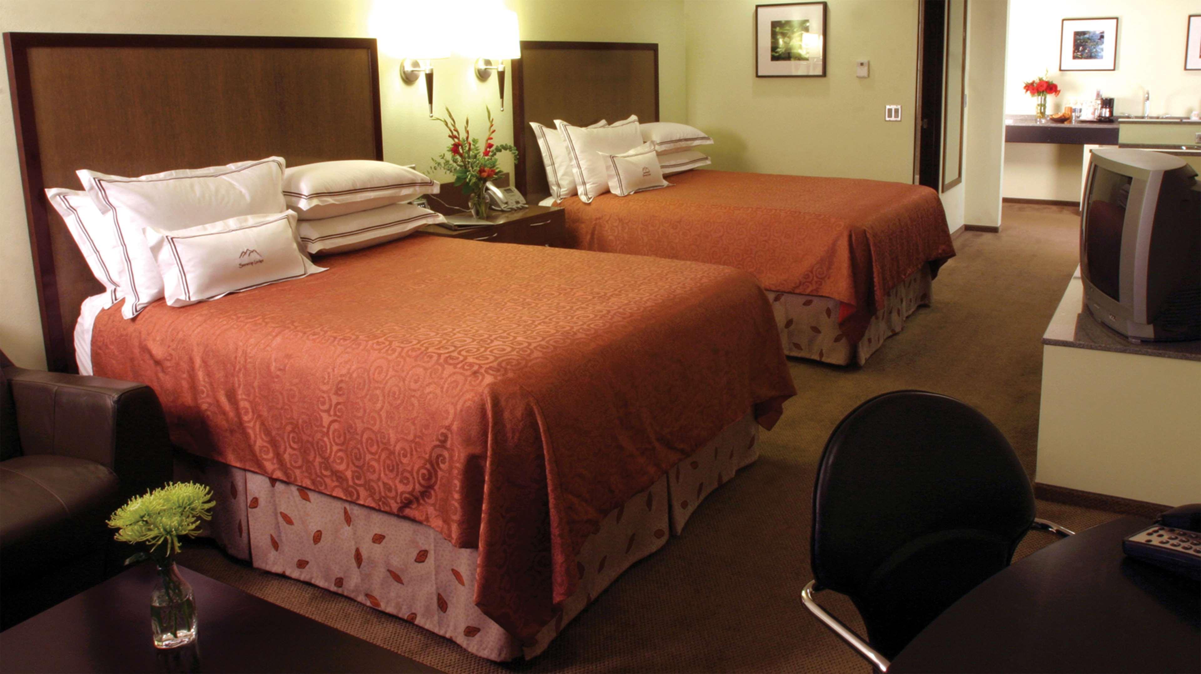 קלה אלום Best Western Snowcap Lodge מראה חיצוני תמונה