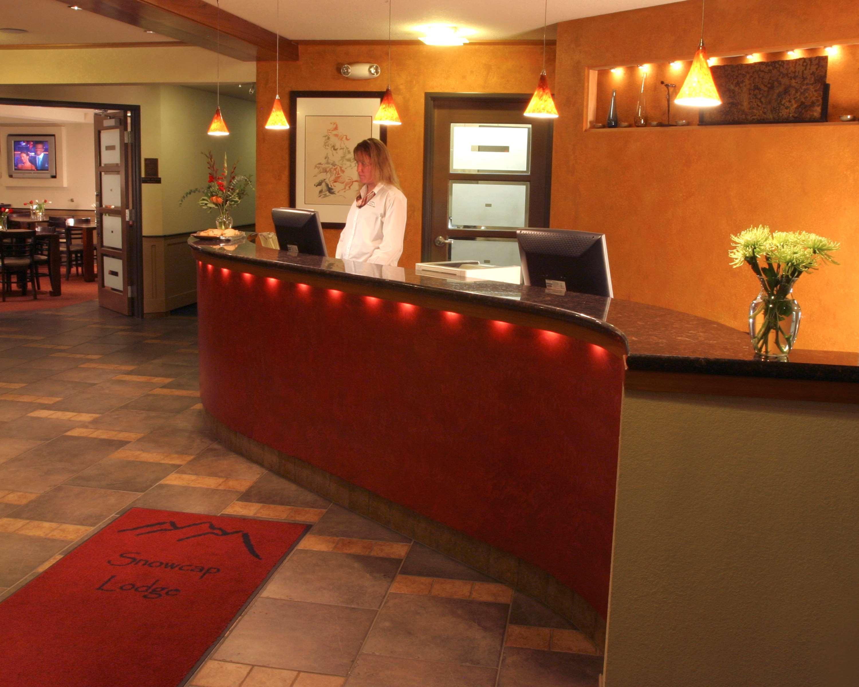 קלה אלום Best Western Snowcap Lodge מראה חיצוני תמונה