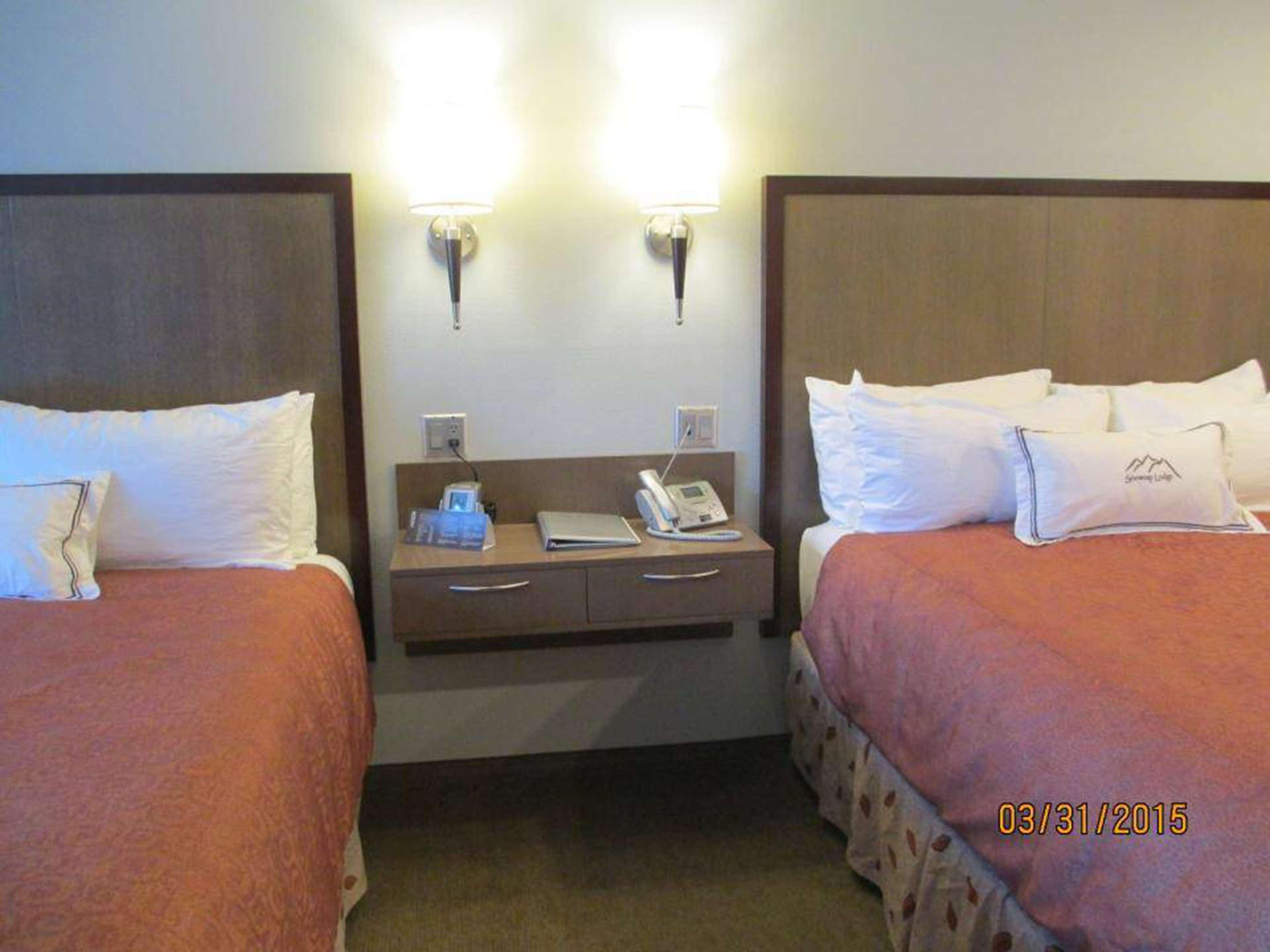 קלה אלום Best Western Snowcap Lodge מראה חיצוני תמונה