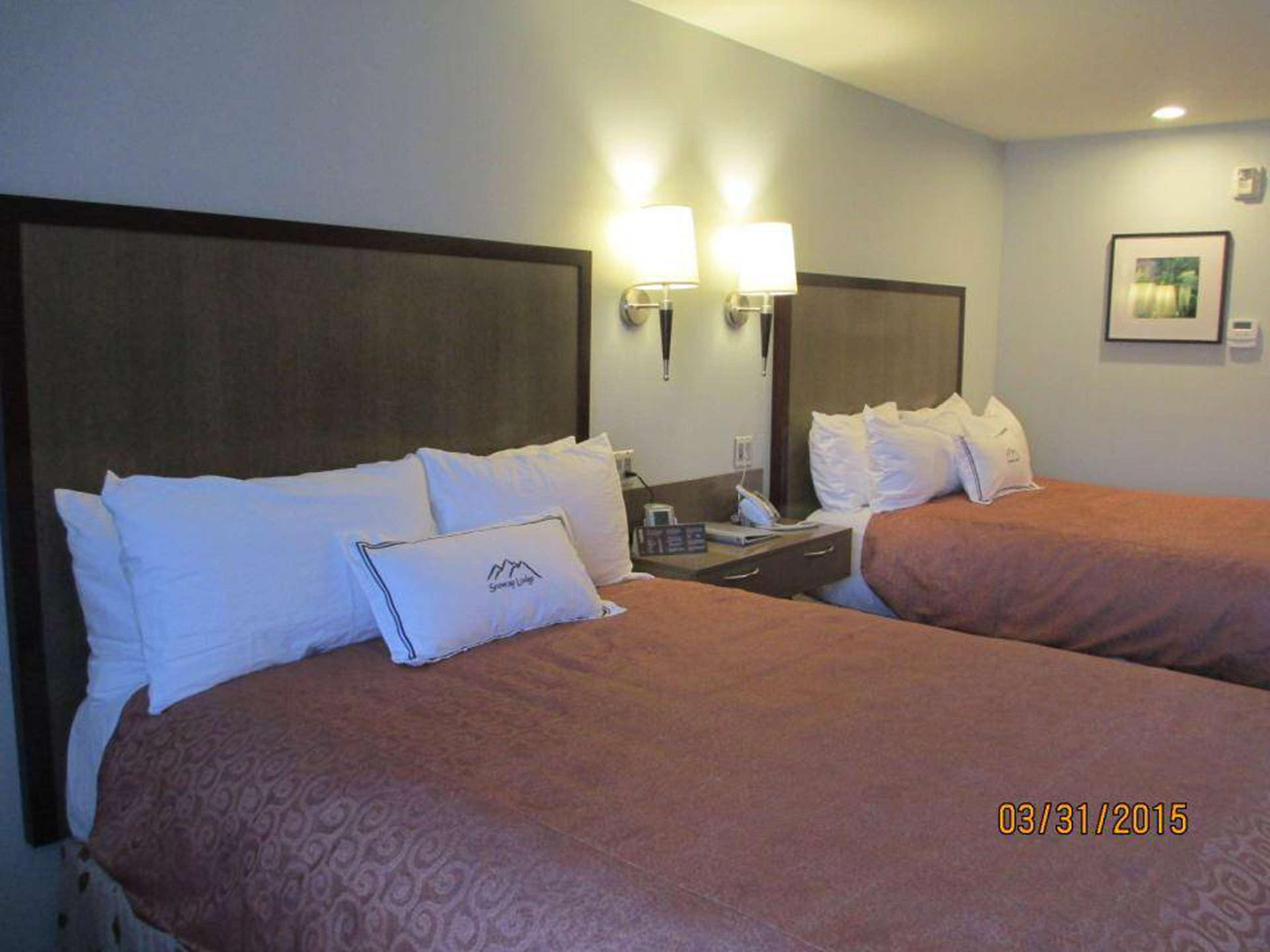 קלה אלום Best Western Snowcap Lodge מראה חיצוני תמונה