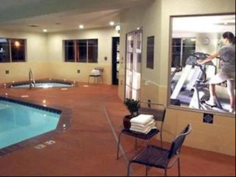 קלה אלום Best Western Snowcap Lodge מראה חיצוני תמונה